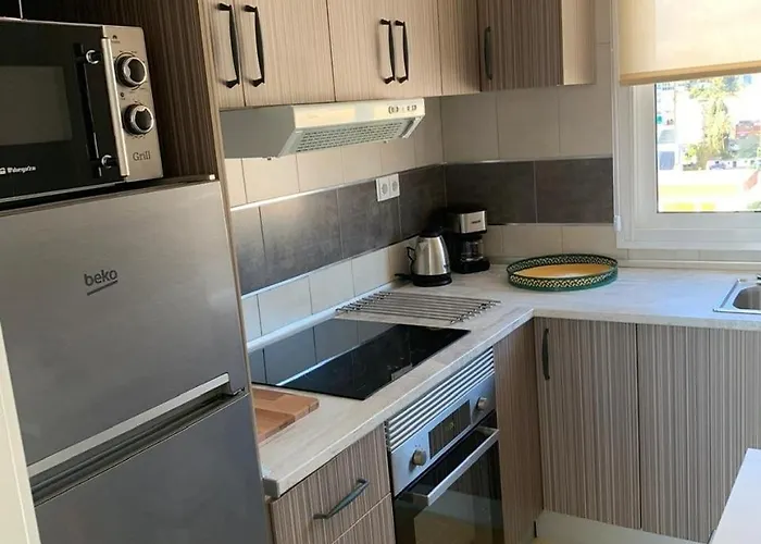 Apartment Hidden Gem Nearby Everything Southwest Balcony W Sea View *